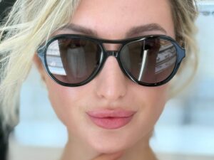 Солнцезащитные очки Chanel