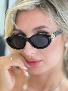 Солнцезащитные очки Fendi