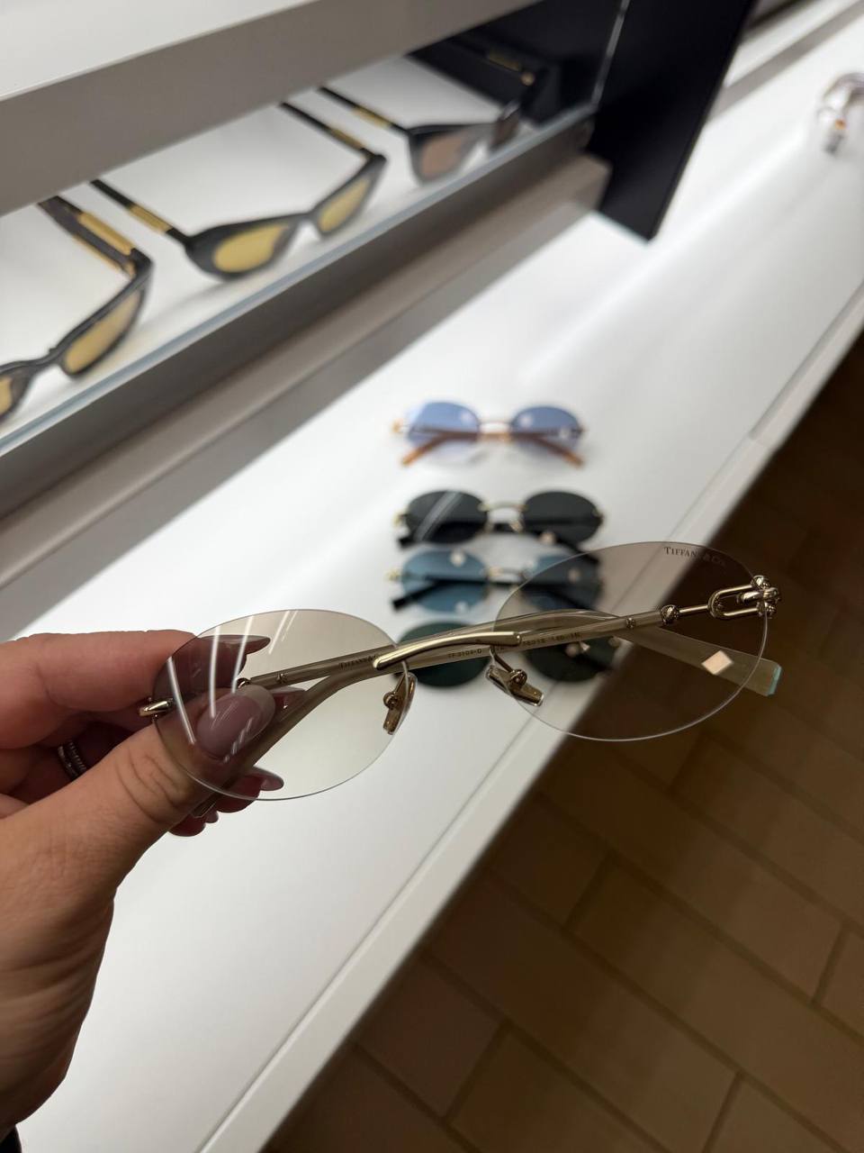 Солнцезащитные очки Tiffany Co 2