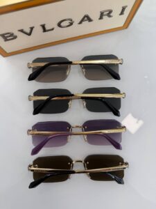 Солнцезащитные очки Bvlgari