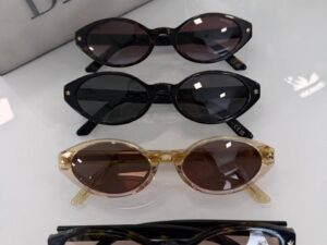 Солнцезащитные очки Christian Dior