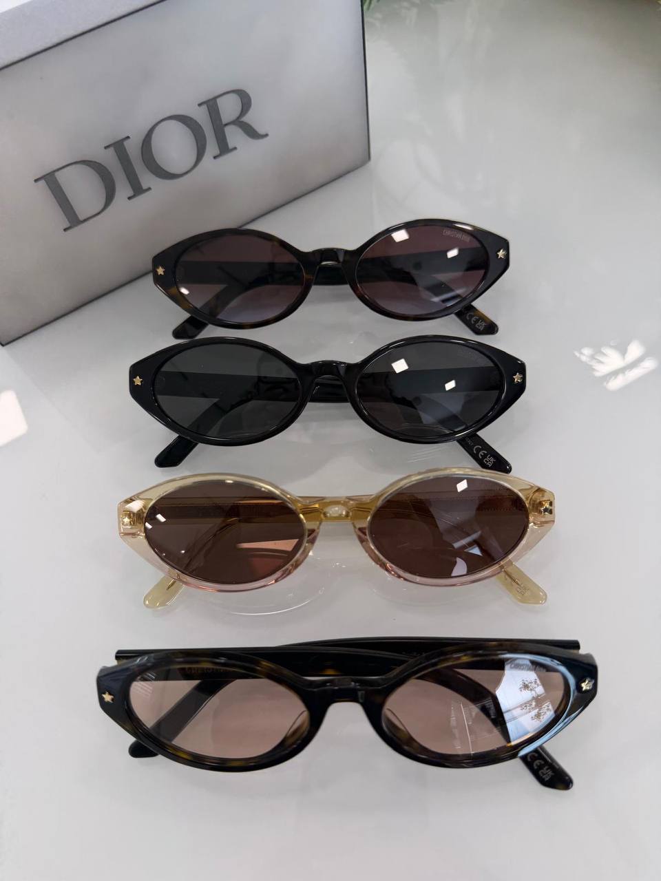 Солнцезащитные очки Christian Dior