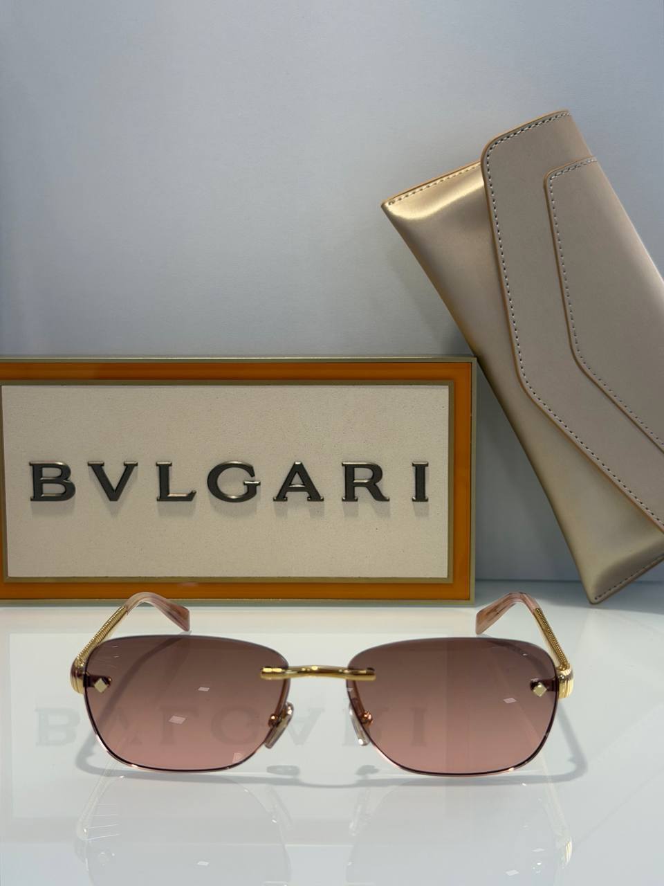 Солнцезащитные очки Bvlgari