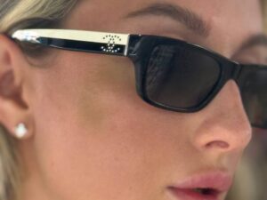 Солнцезащитные очки Chanel