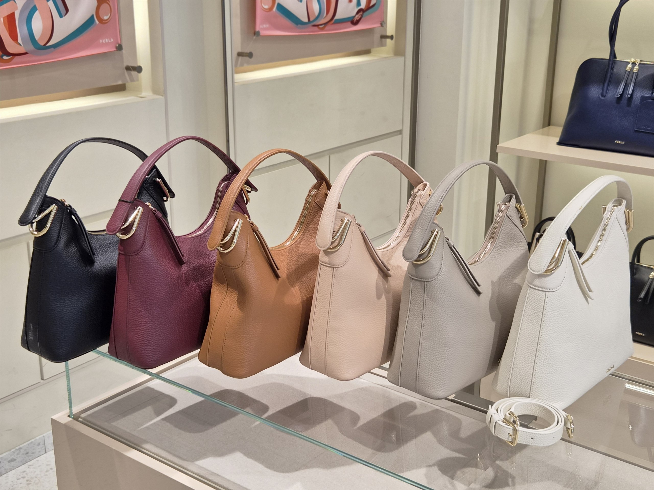 Сумка хобо Furla Clarissa 2
