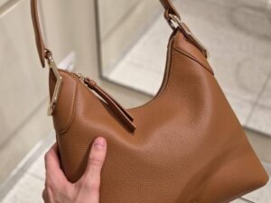 Сумка хобо Furla Clarissa 2