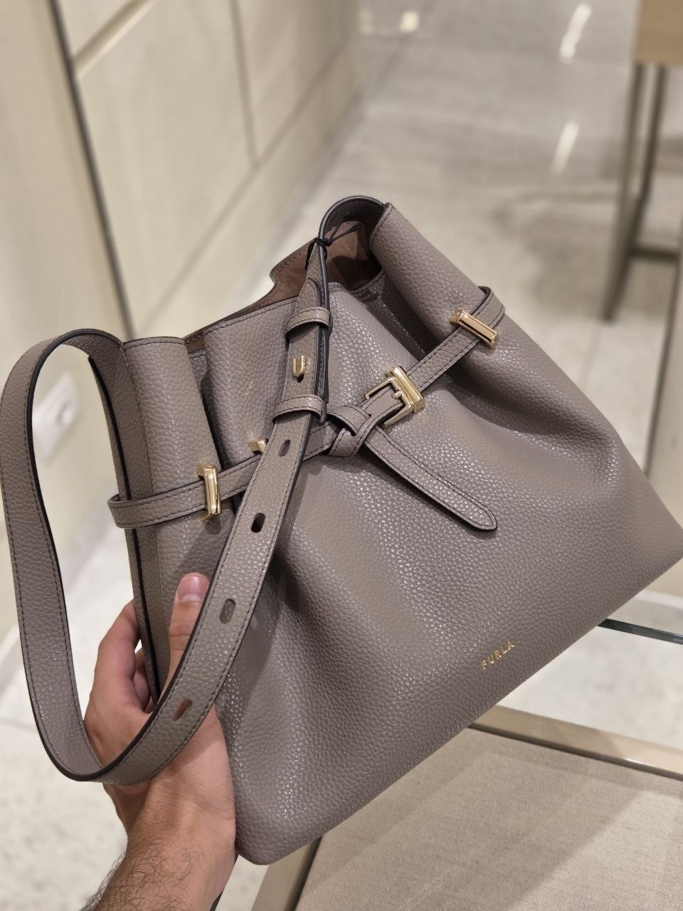 Сумка женская Furla Aura