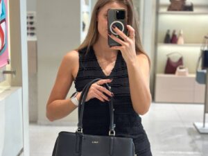 Кожаная сумка Furla Silvie — фото 1 Кожаная сумка Furla Silvie