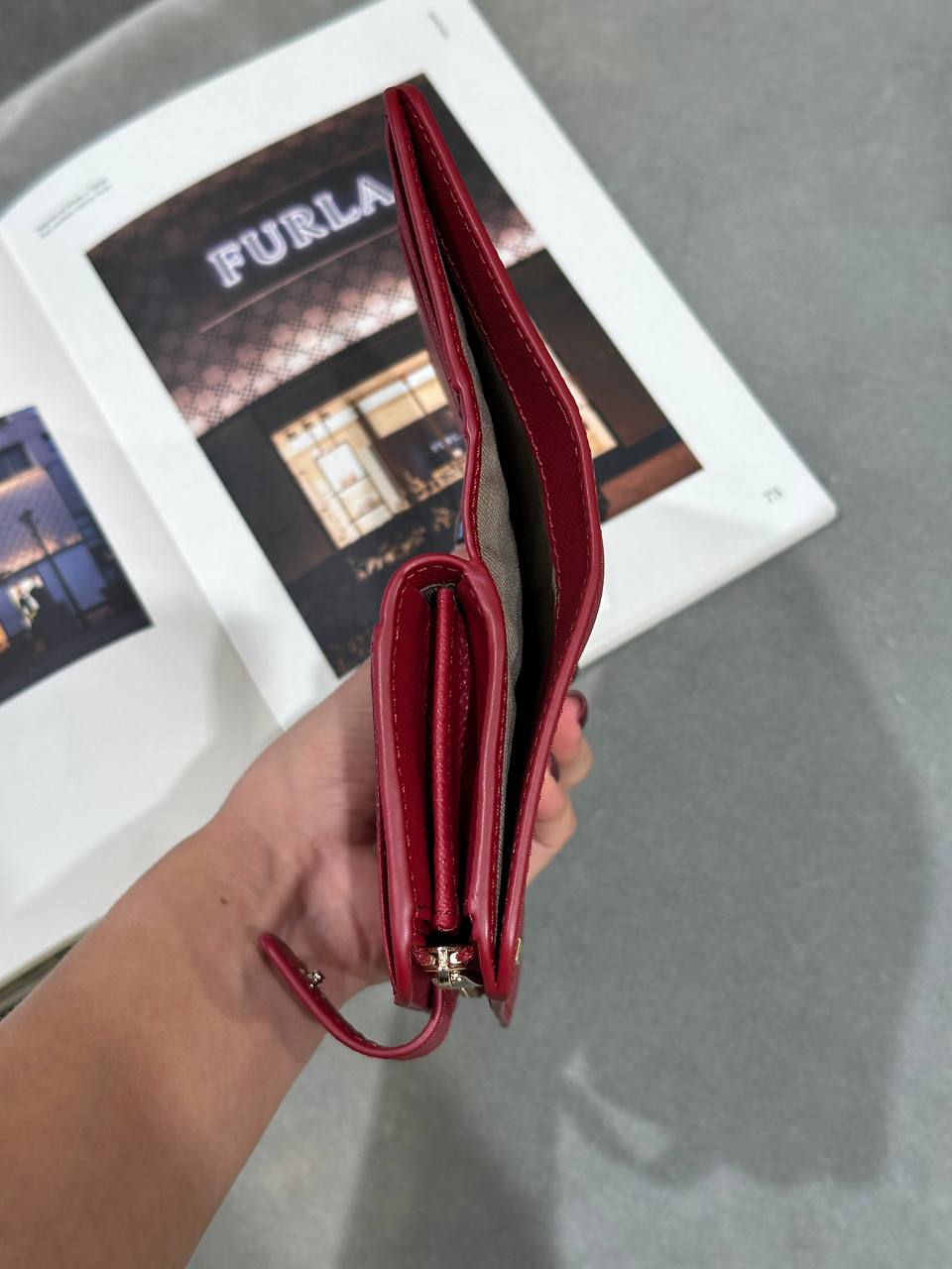 Кошелек Furla Classic M