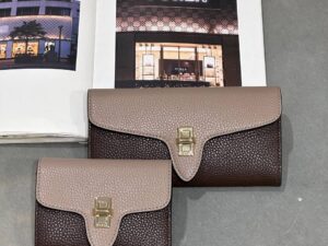 Кошелек женский кожаный Furla