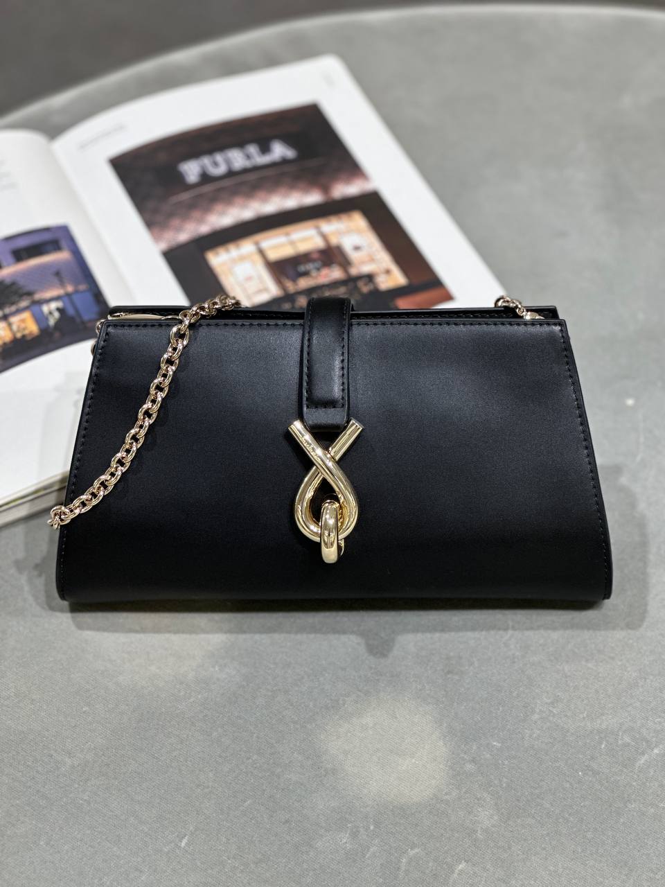 Кожаная сумка 2 Furla