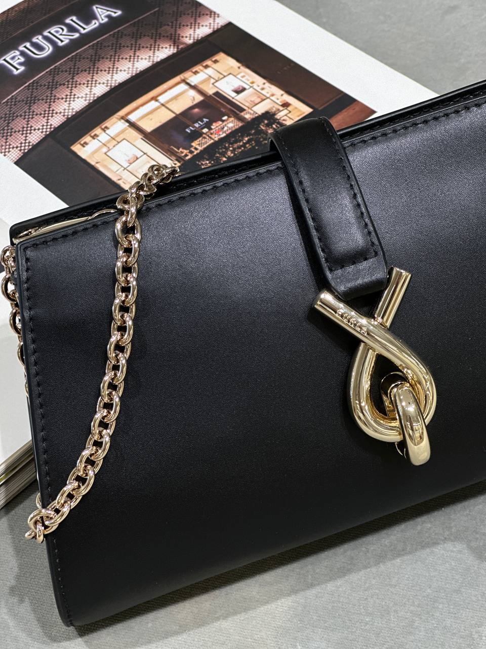 Кожаная сумка 2 Furla