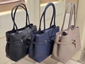 Кожаная сумка-тоут Furla Aura