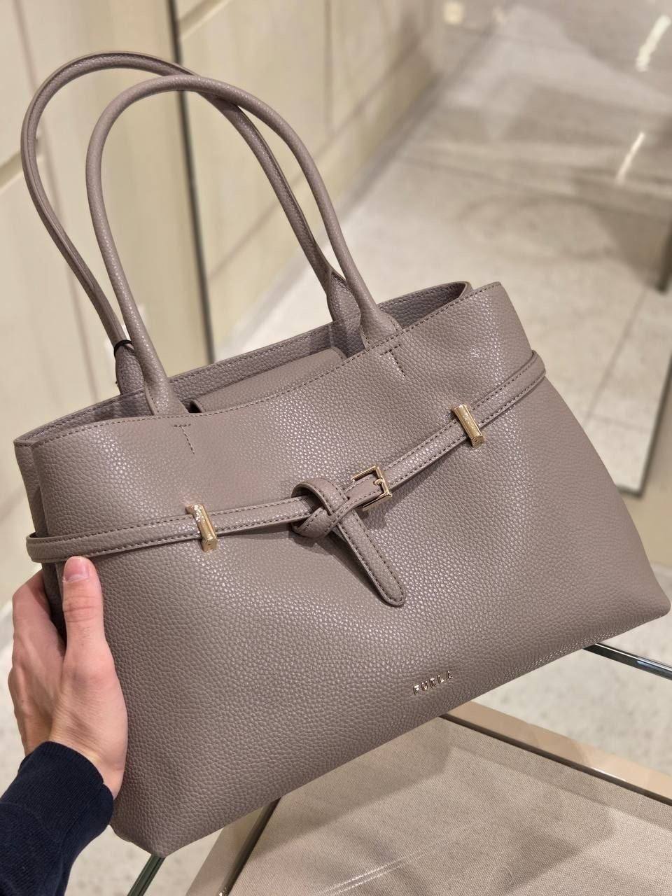 Кожаная сумка-тоут Furla Aura