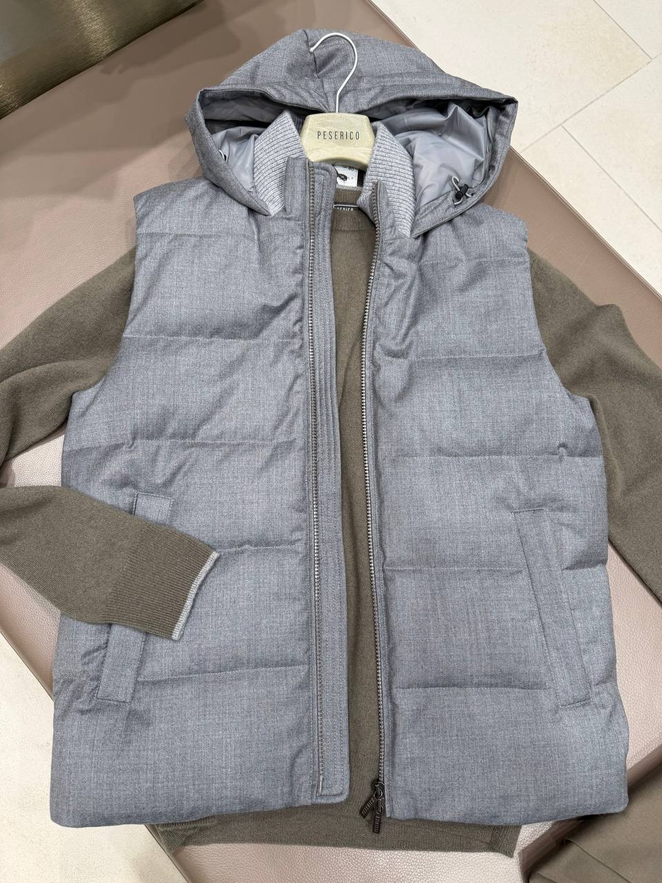 Пуховый жилет Peserico PESERICO OUTLET