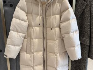 Пуховик женский Peserico PESERICO OUTLET