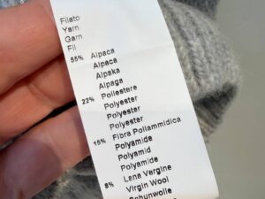 Джемпер женский серый PESERICO OUTLET