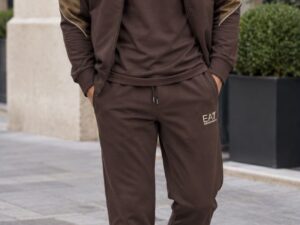 Спортивный костюм EA7 Emporio Armani