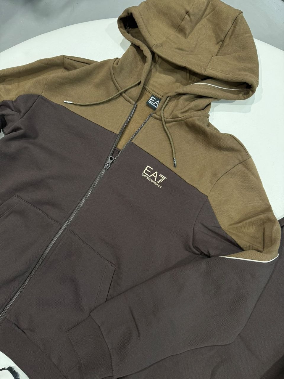 Спортивный костюм EA7 Emporio Armani 2 3