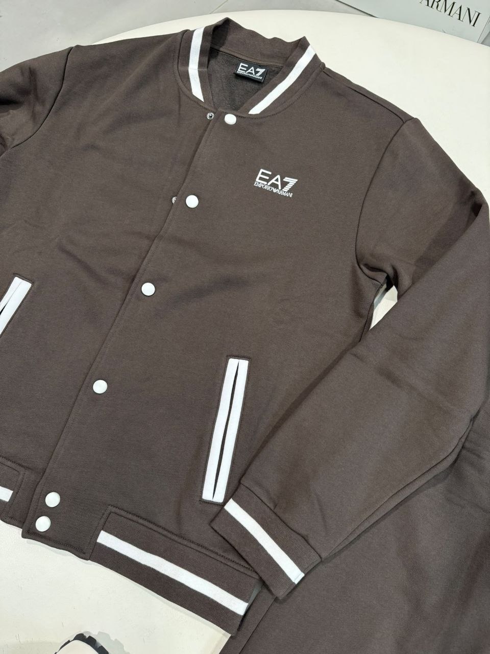 Спортивный костюм EA7 Emporio Armani