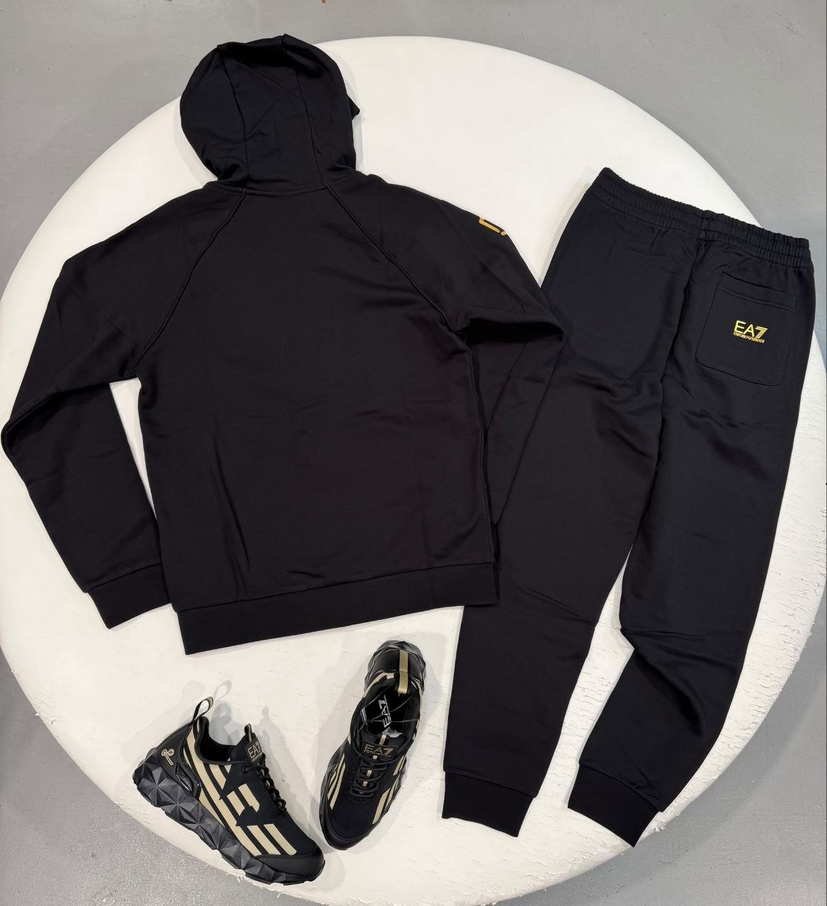Спортивный костюм EA7 Emporio Armani 2 3