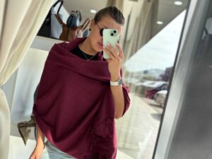 Палантин женский с кружевом LEATHER 2