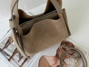 Сумка женская из замши LEATHER