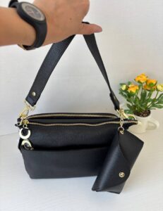Кожаная сумка через плечо LEATHER