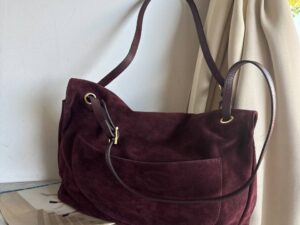 Замшевая сумка на плечо LEATHER