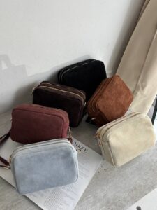 Сумка кросс-боди замшевая LEATHER COUNTRY