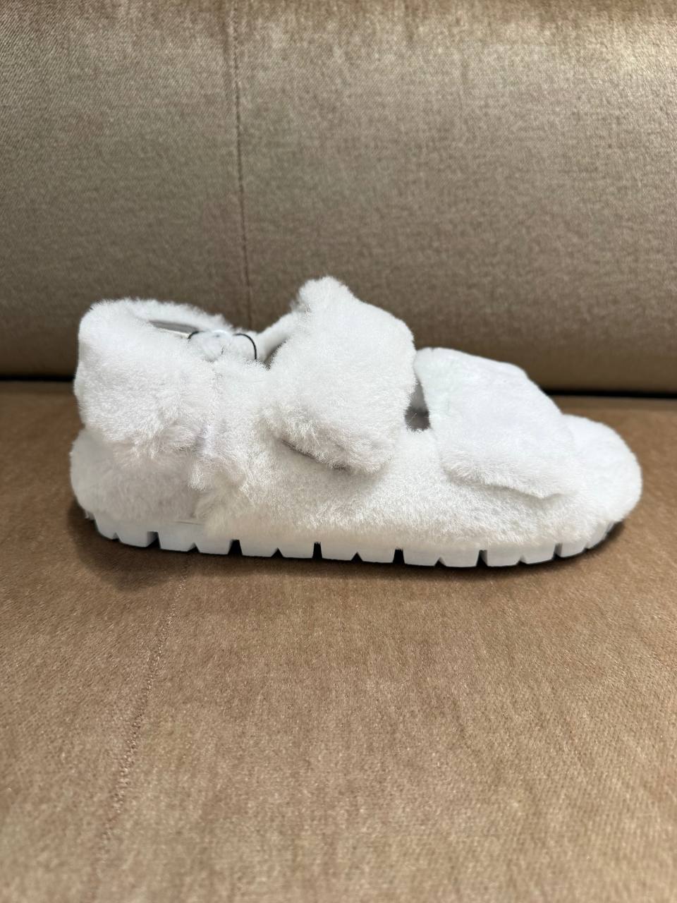 Сандалии из овчины Prada Prada
