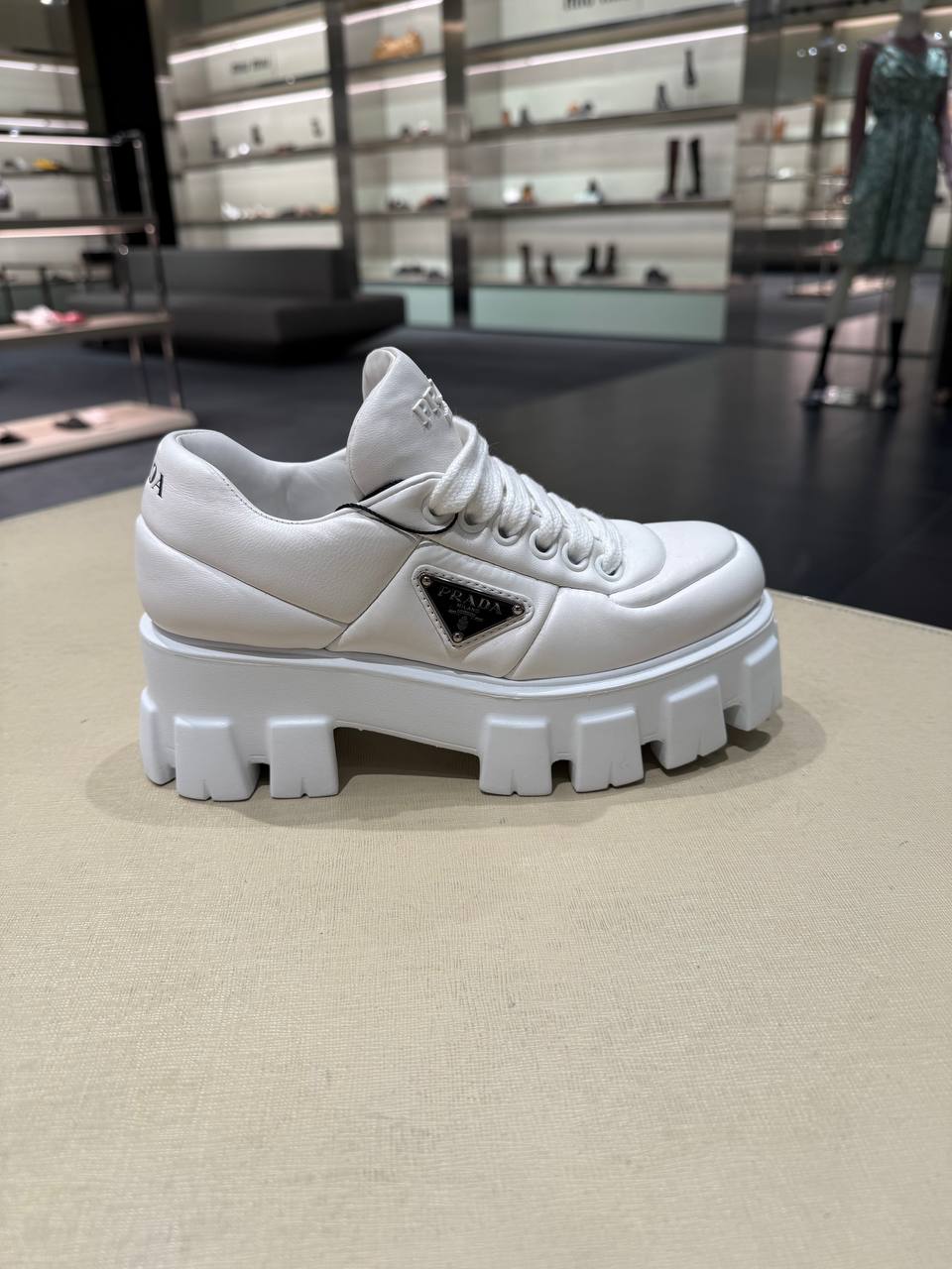 Кроссовки женские Prada Monolith Prada