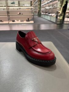 Лоферы женские Prada Prada Outlet 2
