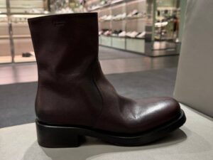 Ботинки кожаные Prada Prada Outlet — фото 1 Ботинки кожаные Prada Prada Outlet