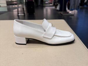 Лоферы женские Prada Prada Outlet