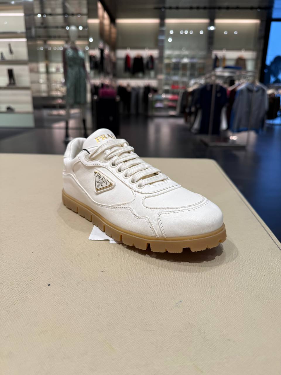 Кроссовки Prada кожаные женские Prada