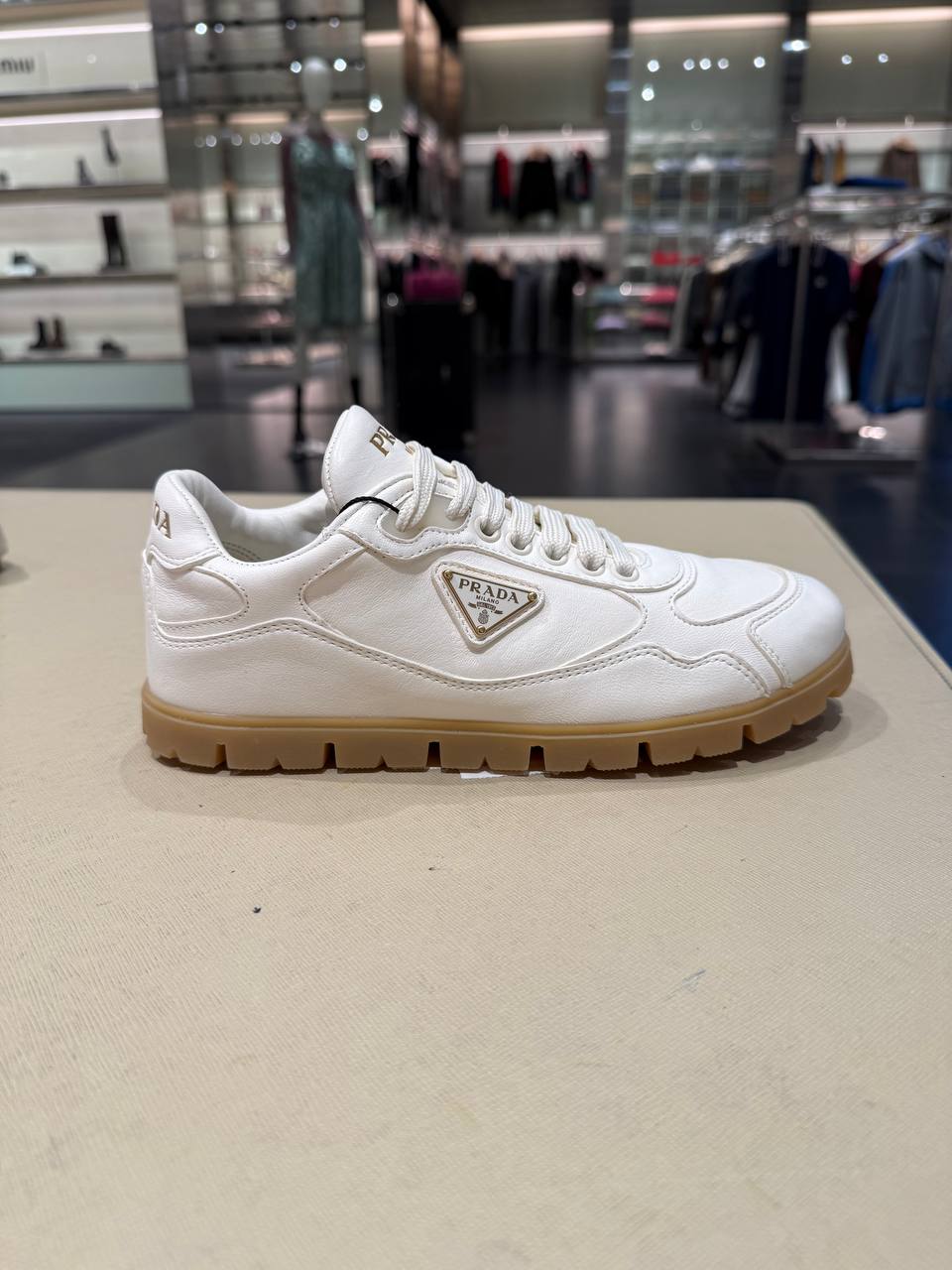 Кроссовки Prada кожаные женские Prada