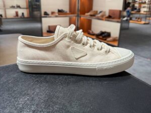 Кеды Prada из канваса Prada — фото 1 Кеды Prada из канваса Prada