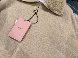 Куртка женская Miu Miu Prada