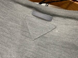 Джемпер хенли Prada Prada Outlet