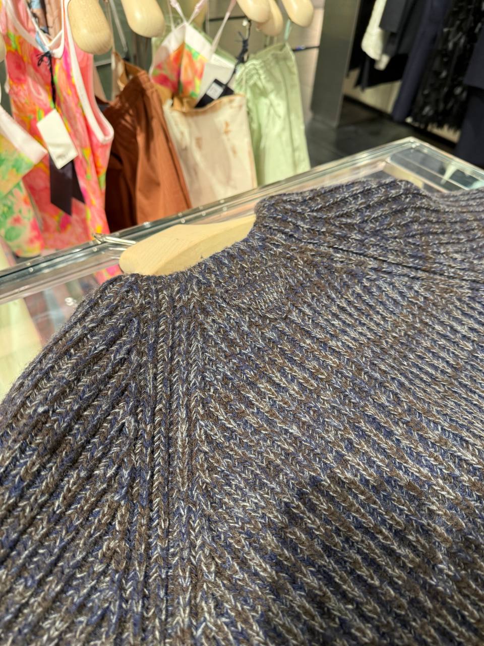 Вязаный кардиган на пуговицах Prada