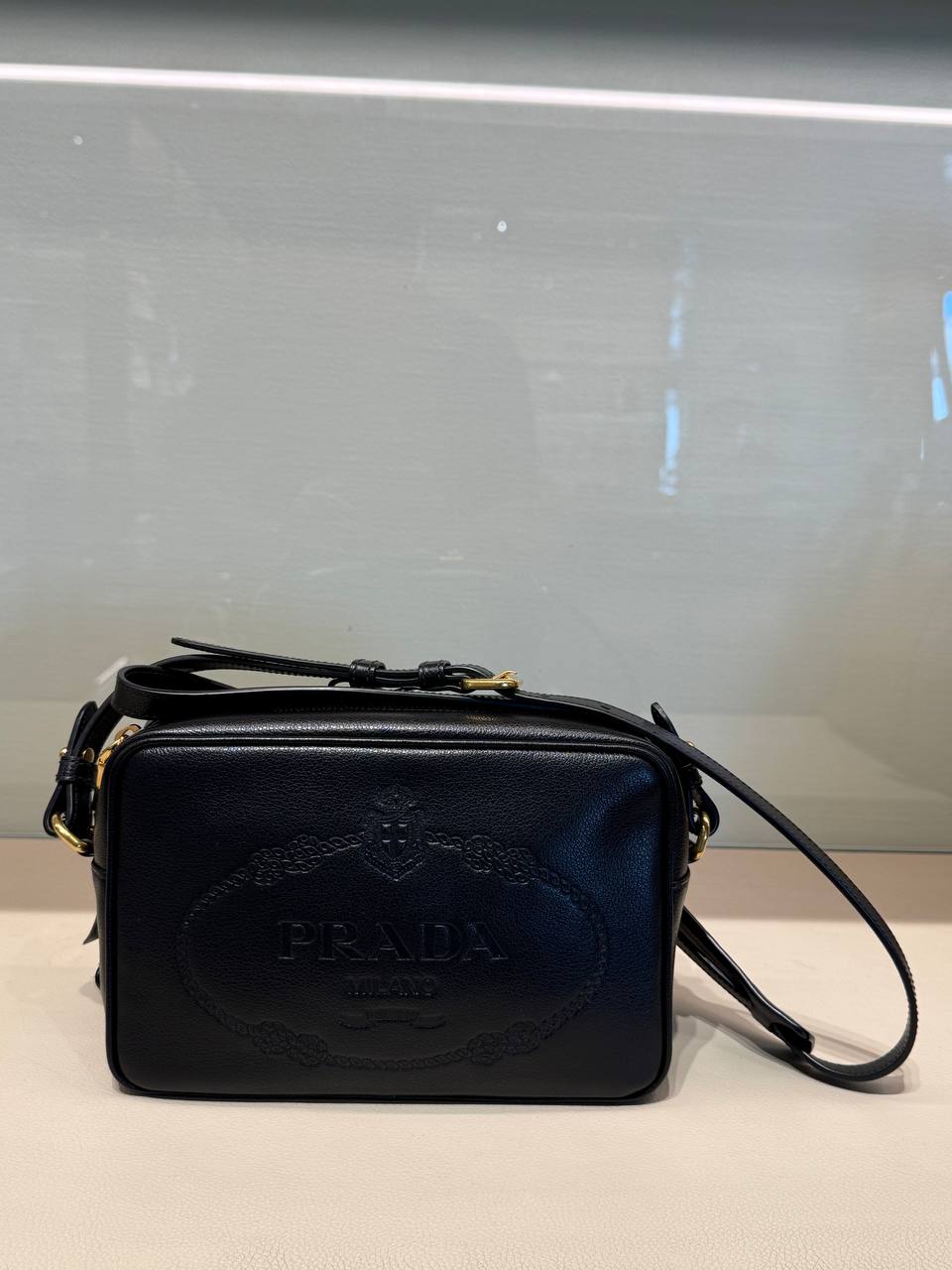 Кожаная сумка Prada PRADA OUTLET 2 3 4