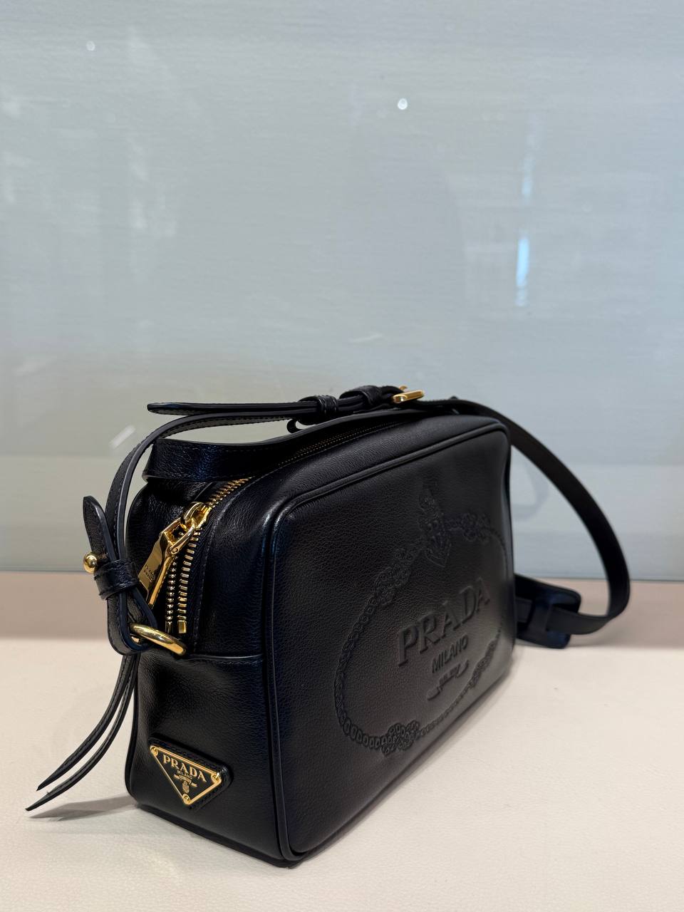 Кожаная сумка Prada PRADA OUTLET 2 3 4