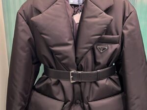 Пуховик-блейзер женский Prada PRADA OUTLET_TEMP