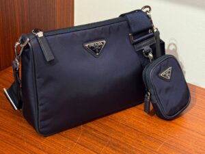 Сумка Prada через плечо PRADA