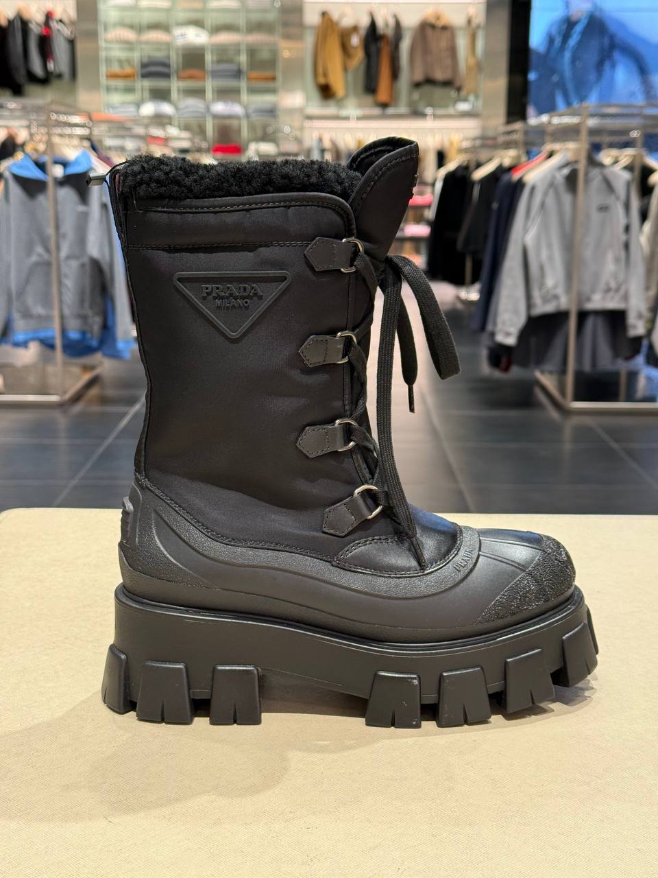 Ботинки зимние Prada Re-Nylon PRADA