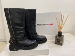 Кожаные сапоги Patrizia Pepe Mix — фото 1 Кожаные сапоги Patrizia Pepe Mix