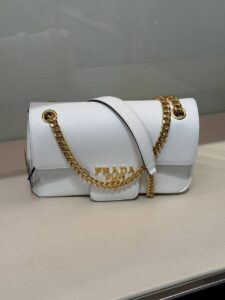 Сумка женская Prada PRADA OUTLET