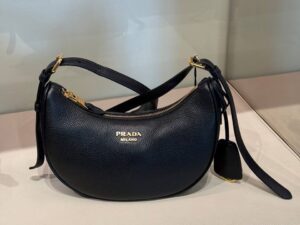Кожаная сумка Prada PRADA OUTLET