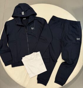 Спортивный костюм EA7 Emporio Armani